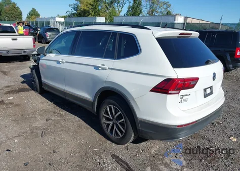 2020 Volkswagen Tiguan 2.0T Se/2.0T Se R-Line Black/2.0T Sel из США, поврежденный, VIN 3VV2B7AX1LM092505